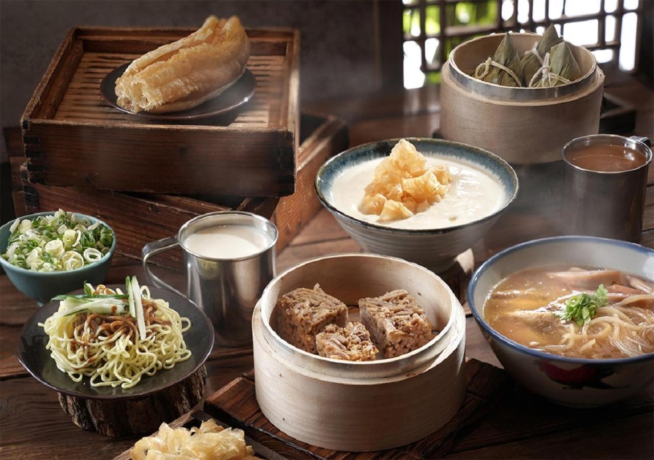Palais De Chine Hotel Taipei Exterior foto A selection of dim sum