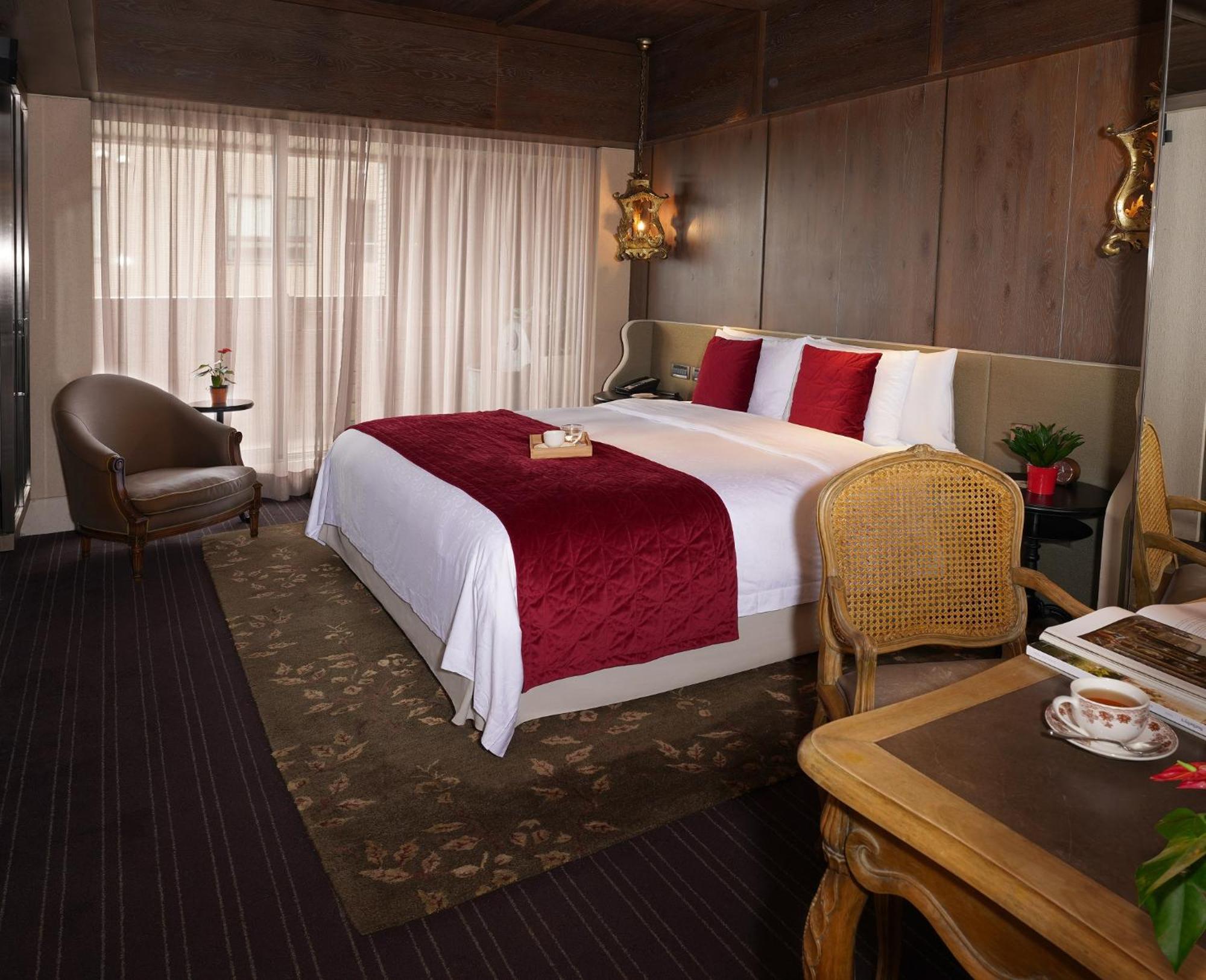 Palais De Chine Hotel Taipei Exterior foto A bedroom at the hotel