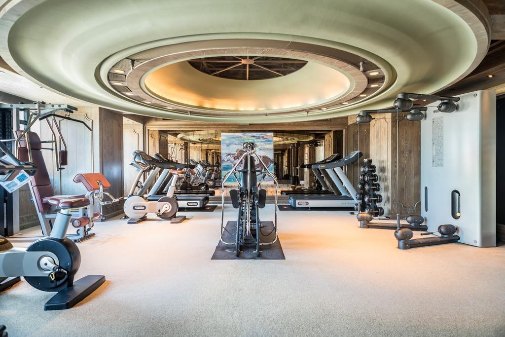 Palais De Chine Hotel Taipei Exterior foto The gym at the hotel